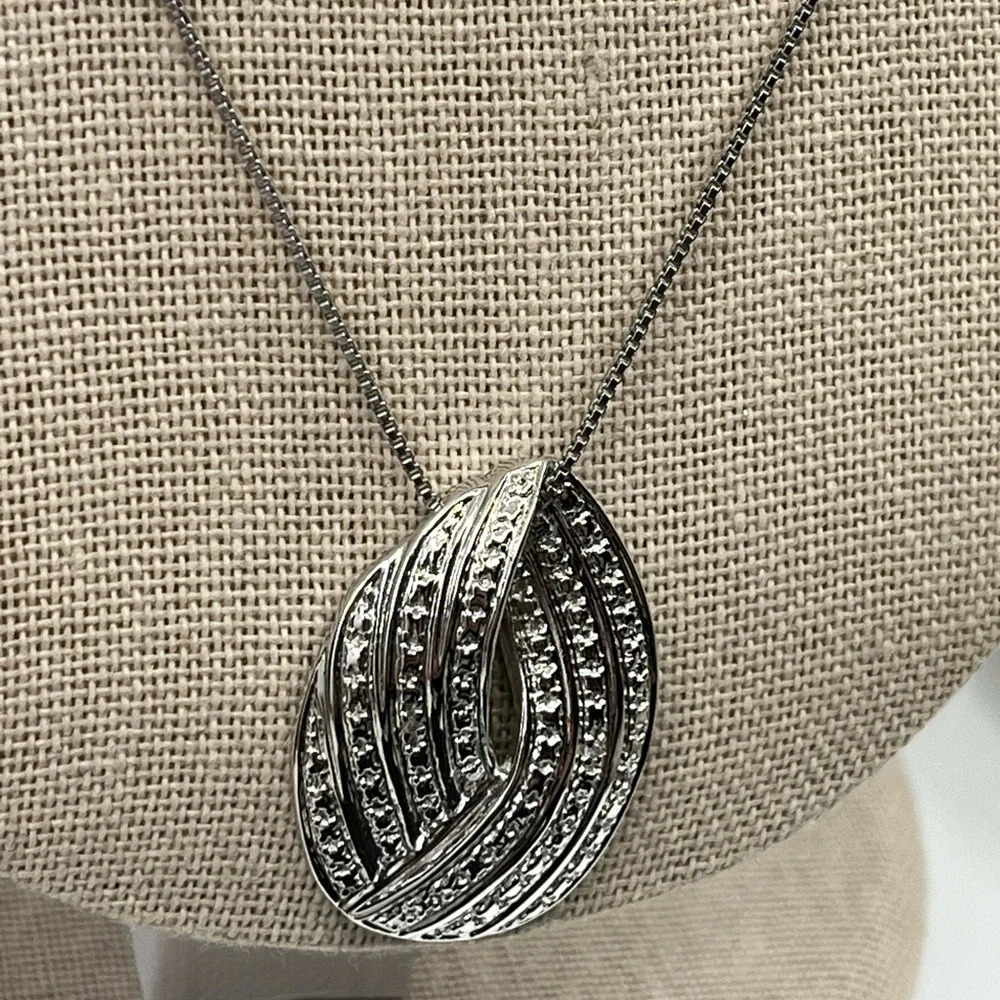 Vintage Technibond Platinum Over Sterling Silver Pendant Necklace - 18" - Picture 8 of 16
